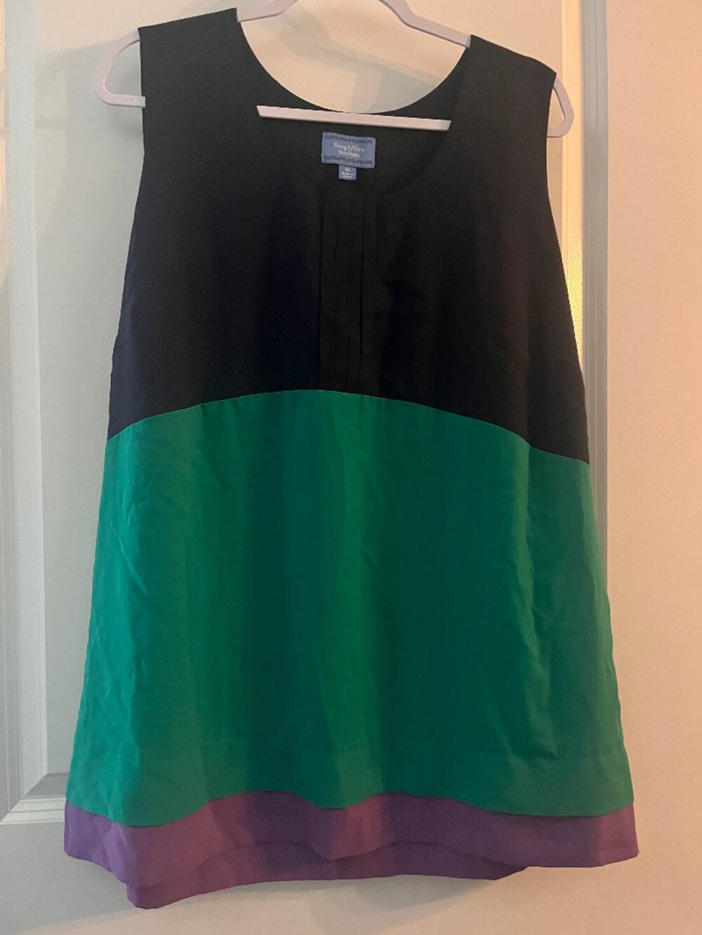 Simply Vera Wang Tank/Sleeveless Blouse Size XL Navy/Green/Purple Poly Blend